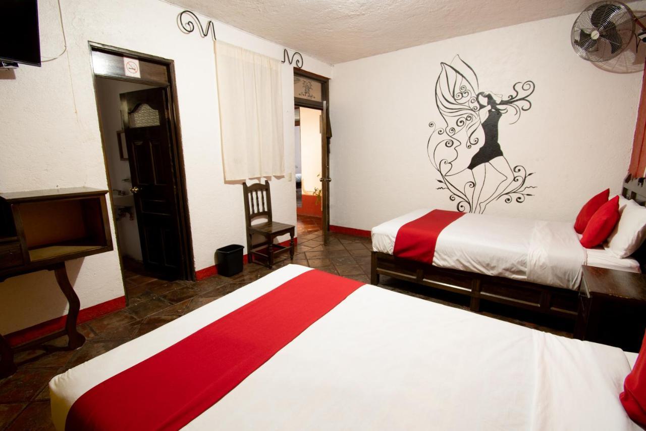 OYO Hotel Marmil Malinalco Exterior foto
