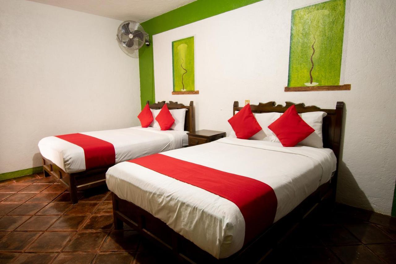 OYO Hotel Marmil Malinalco Exterior foto